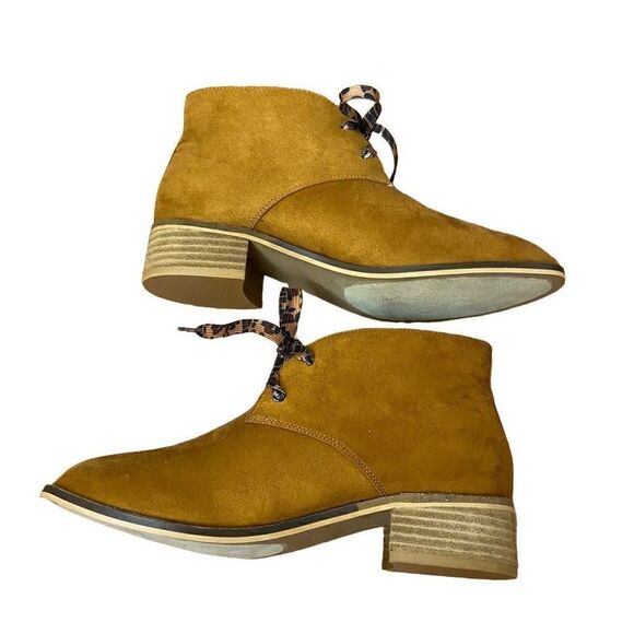 Hey Girl by Corkys Totes Chukka Boots Faux Suede Brown + Leopard Laces Size 9 - Picture 3 of 8